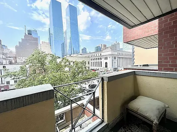 408 Eighth Avenue image 7 of 9