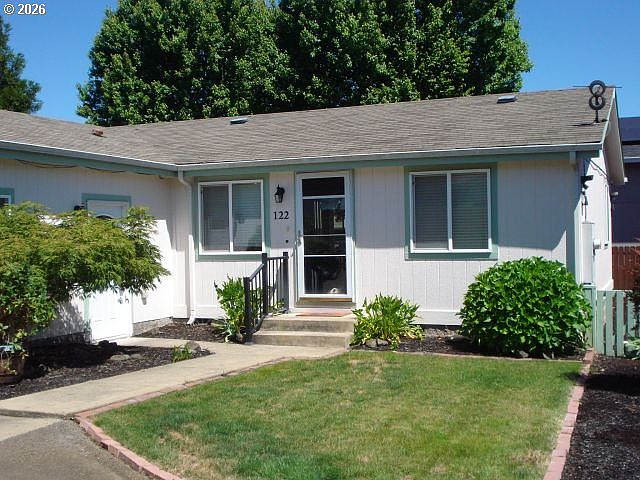 1st image of 122 Kristi Lee Ln