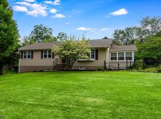 1 Woodcrest Rd, Whippany, NJ 07981