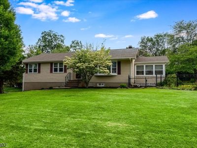 1 Woodcrest Rd, Whippany, NJ, 07981
