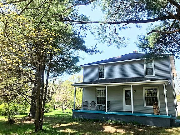 2nd image of 2239 W North River Dr