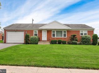 1850 North Dr, York, PA 17408