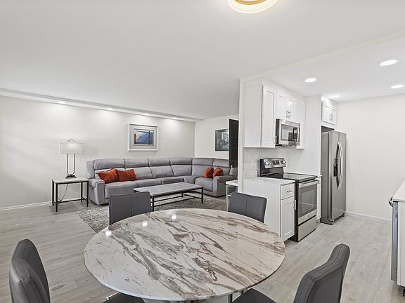 5th image of 2069 Guildford D