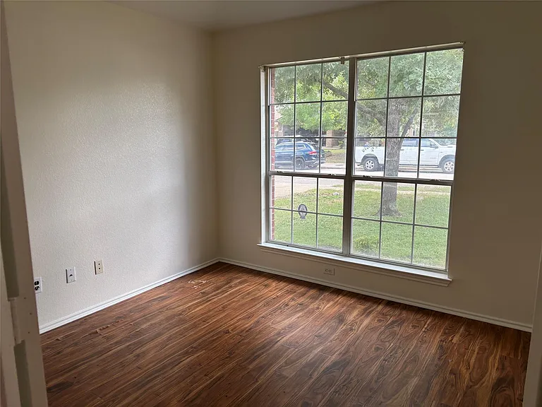 2617 Summerwalk Pl — Photo 4