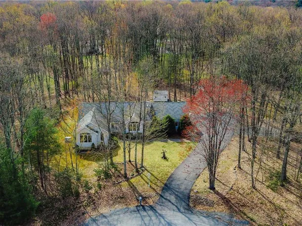 128 Lyric Ct, Saylorsburg, PA 18353