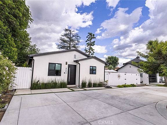 3rd image of 8602 Shoshone Ave
