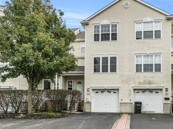 578 Beachway Ave