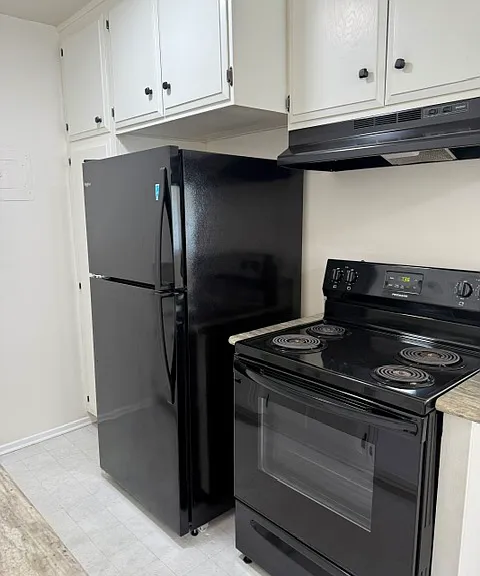 6706 York Blvd — Photo 3
