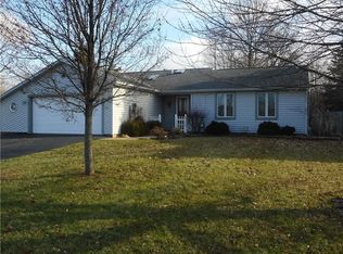 80 Olivia Dr, Rochester, NY 14626