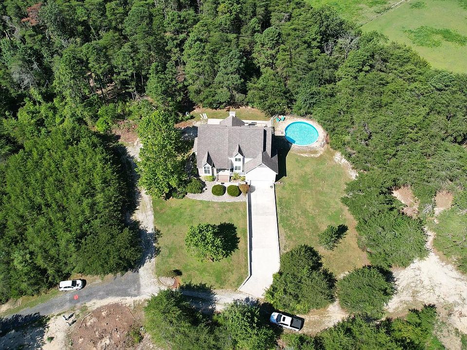 1st image of 892 Hogbin Rd