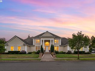 3848 Meadow View Dr, Eugene, OR 97408