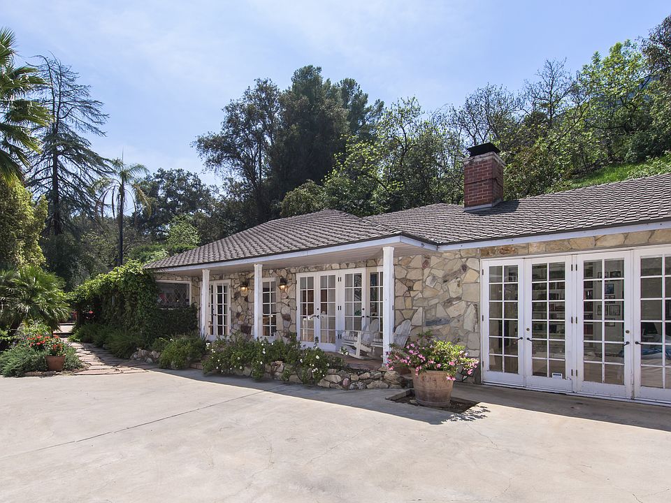 1st image of 3811 Ventura Canyon Ave