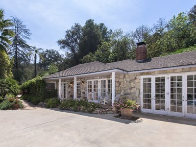 3811 Ventura Canyon Ave, Sherman Oaks, CA, 91423