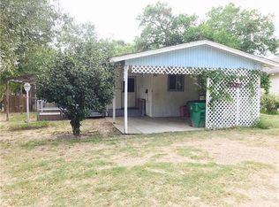 521 Ellis Ave, Rockdale, TX 76567