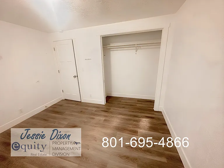 223 W 2350 N #C — Photo 12