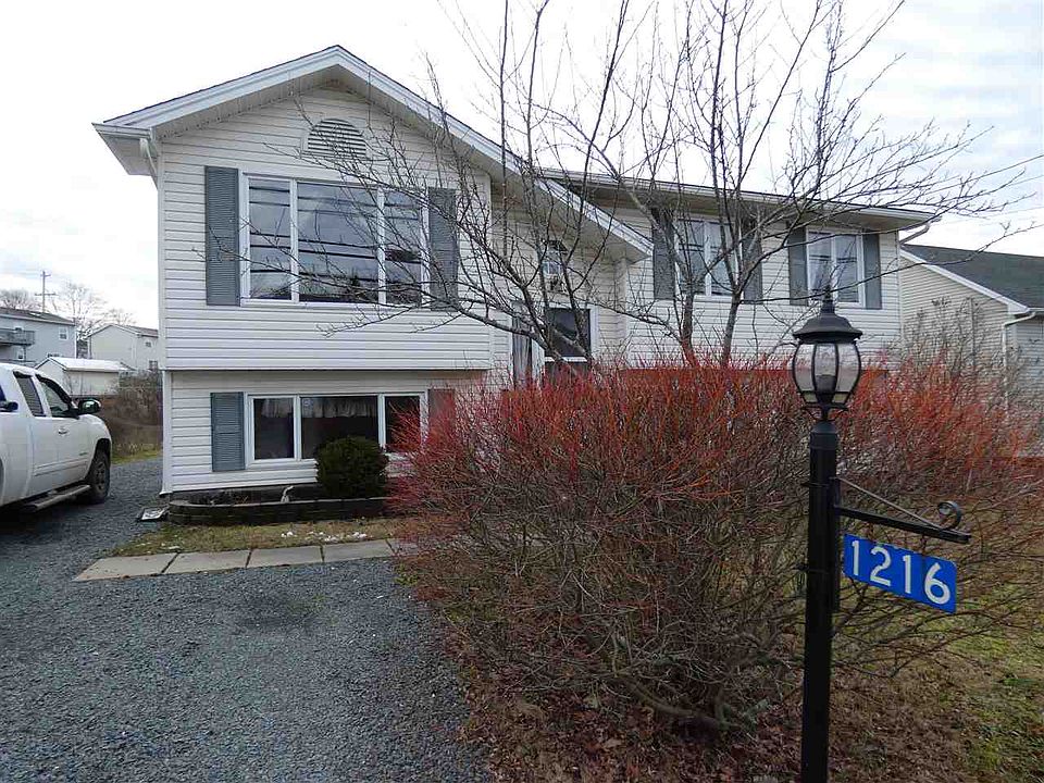 1st image of 1216 Sackville Dr