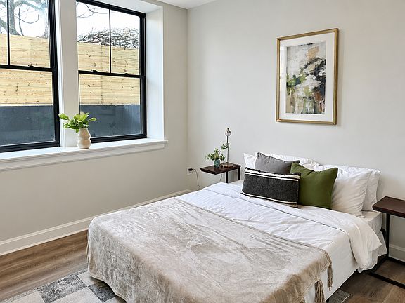 3rd image of 16 Foster Ct #1