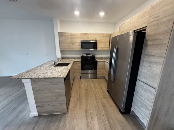 1209 Southstation Pl, Orlando, FL 32809