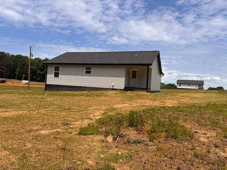 1338 Highway 2 E — Photo 12