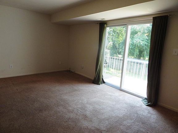 Private Balcony off Large Living Room