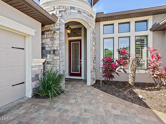 3rd image of 643 Southlake Dr