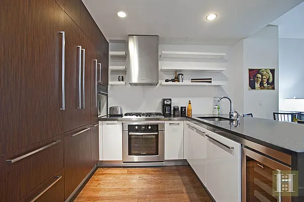 Rented by Halstead Real Estate | media 4
