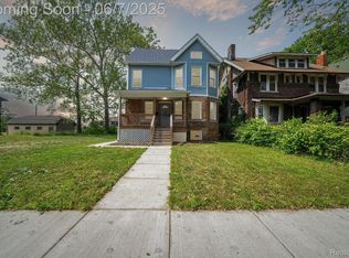 936 Glynn Ct, Detroit, MI 48202