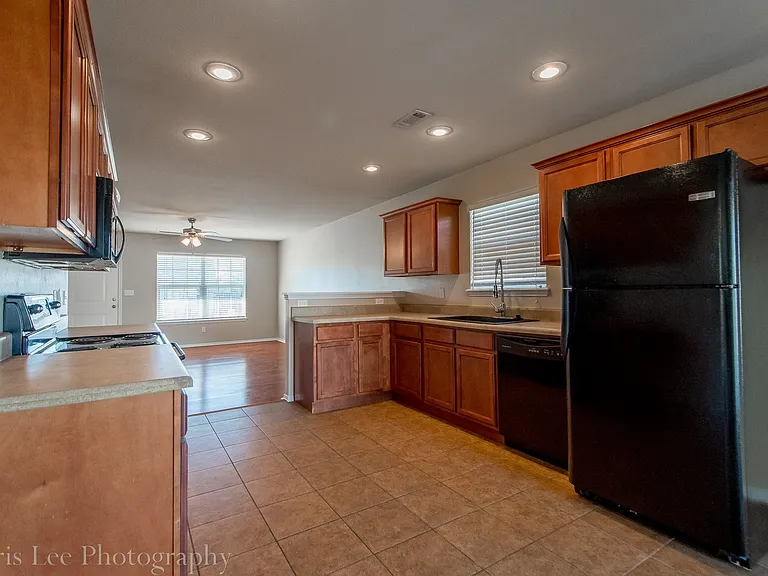 4418 W Sweetgum Ln — Photo 8