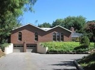 452 Benfield Rd, Severna Park, MD 21146