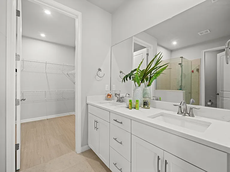 10288 Bonavie Cove Dr — Photo 23