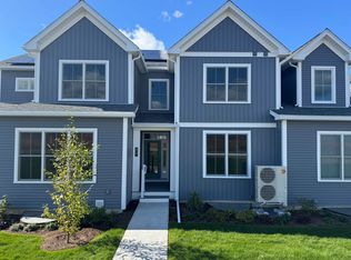 407 Old Farm Rd, South Burlington, VT 05403