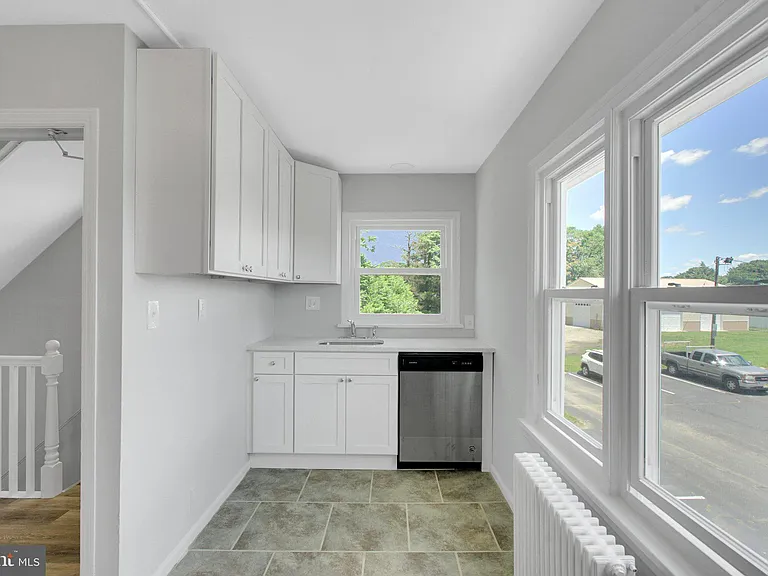 121 E Browning Rd #2 — Photo 13