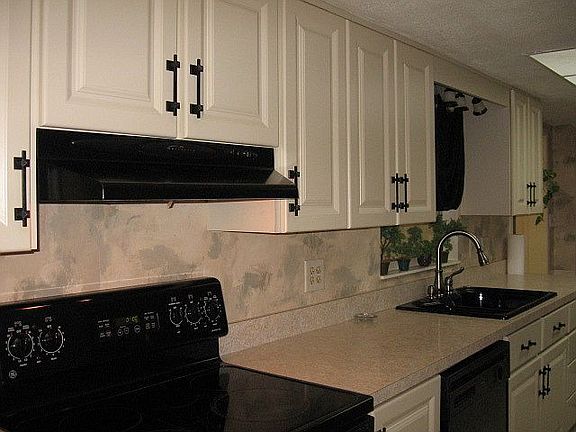 5th image of 808 Mimosa Dr