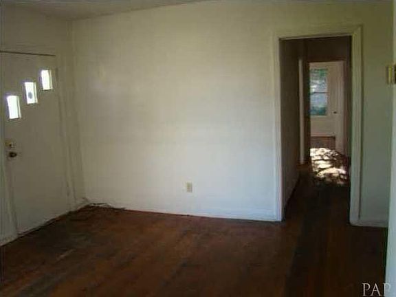 4th image of 10 Boland Pl