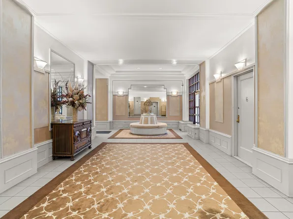 12 East 87th Street image 6 of 7