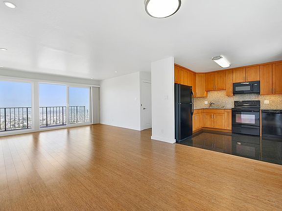 3rd image of 80 Crestline Dr #13