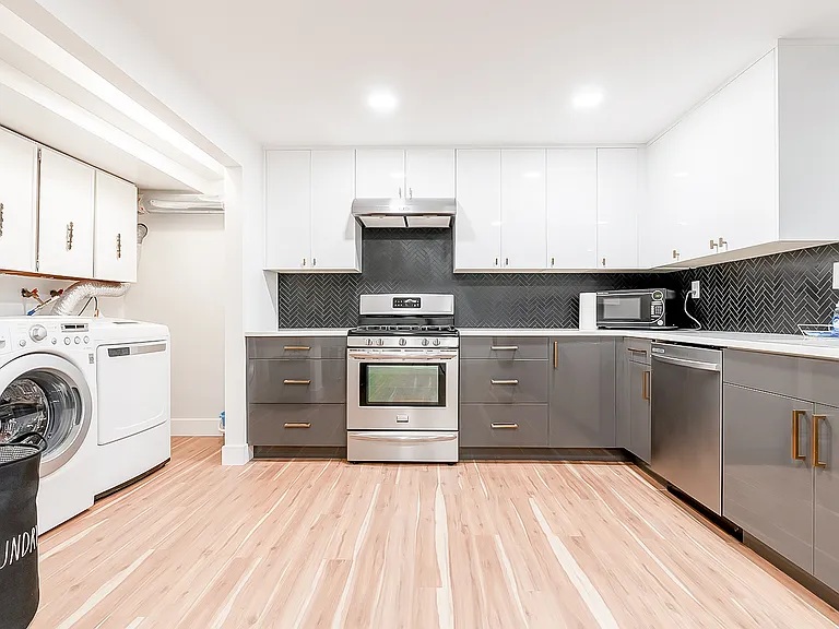 17271 NE 7th Pl — Photo 54