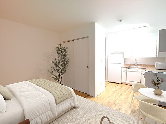 3rd image of 430 E 72nd St APT 3D