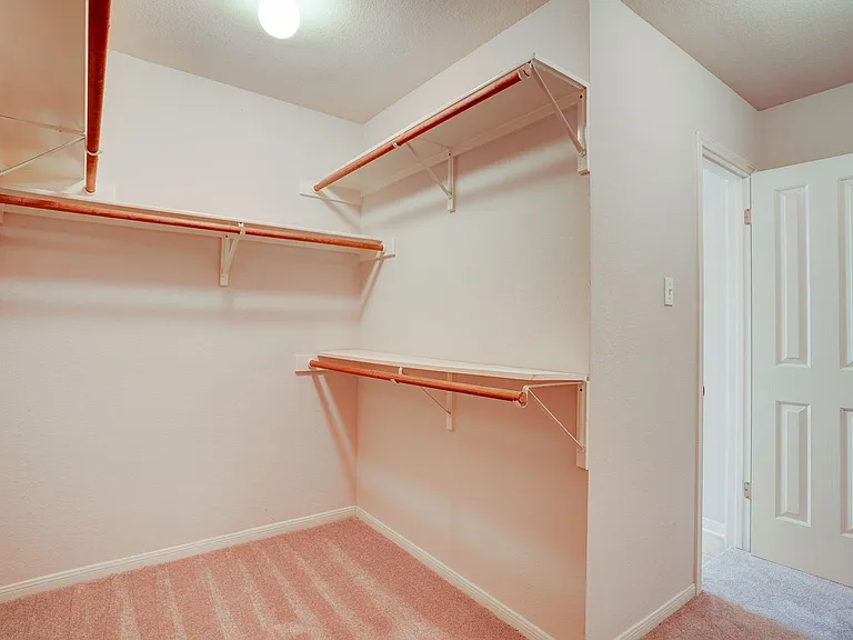 9137 Fainwood Ln — Photo 33