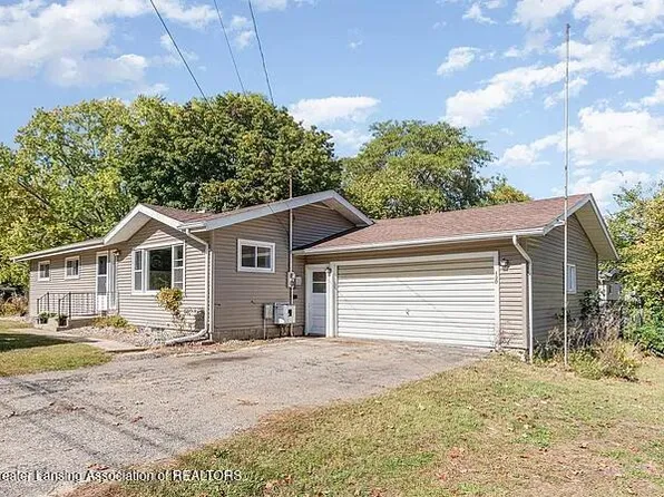 130 W Marshall St, Alma, MI 48801