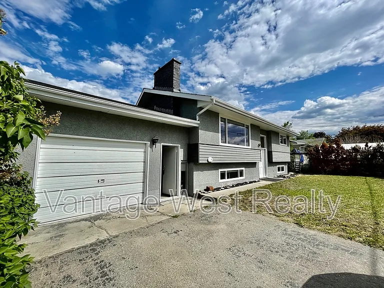 315B Prior Rd S — Photo 21