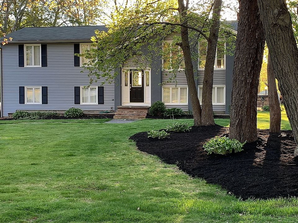 1st image of 21 Cherrywood Dr