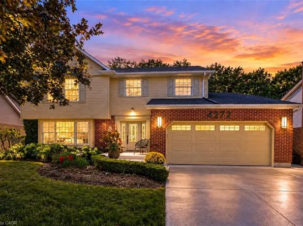 4272 Village Park Dr, Beamsville, ON L3J 0H3