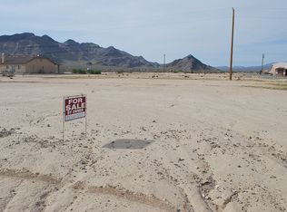 1620 W Avellaneda St, Pahrump, NV 89060