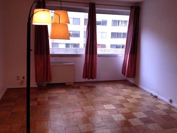 2nd image of 4515 Willard Ave APT 912