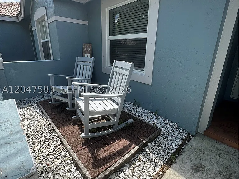 4152 Pine Ridge Ln #0 — Photo 2