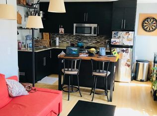 47 Charter St #401, Boston, MA 02113