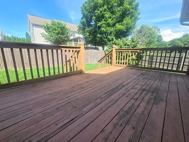 1607 Manheim Cir — Photo 11