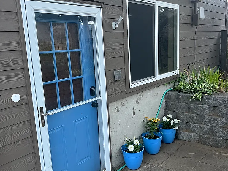 NW Lake St — Photo 3