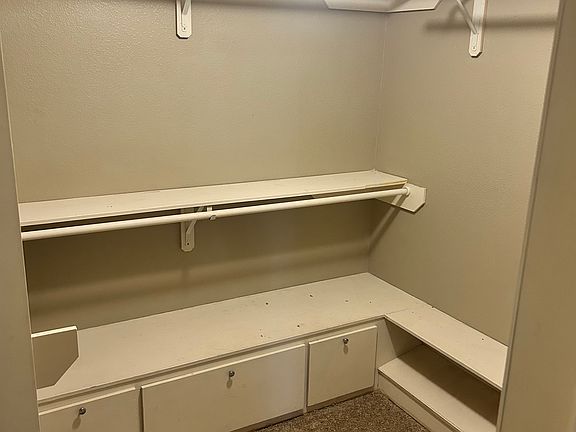 2nd image of 6926 Liberty Creek Trl